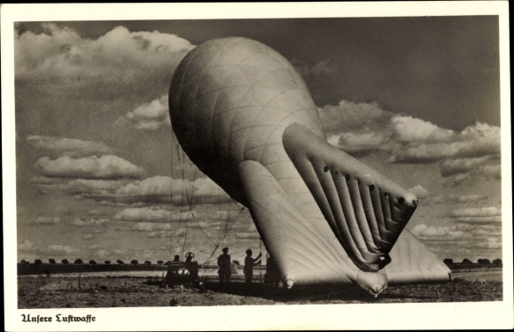 Ak Deutsche Wehrmacht, Luftwaffe, Militärballon