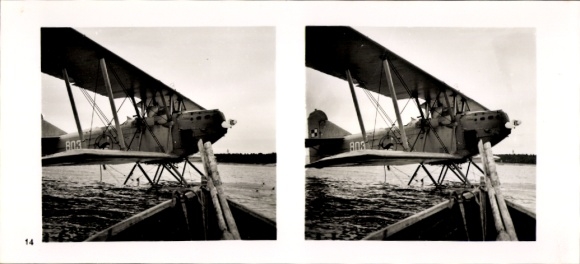Stereo image photo "The Führer's soldiers in the field" No. 14, captured Polish aircraft on Hela