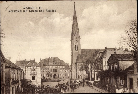 Ak Marne in Holstein Dithmarschen, Marktplatz, Kirche, Rathaus