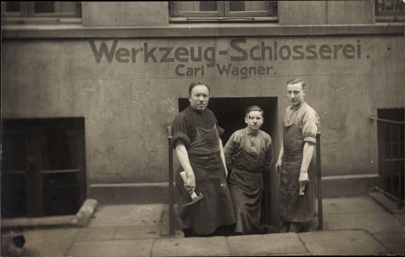 Photo PC Hamburg Neustadt, tool shop Carl Wagner, Böhmkenstraße 53 I, 1925