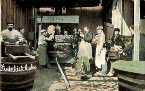 Postcard Hinterkirk Auslese, wine press in use