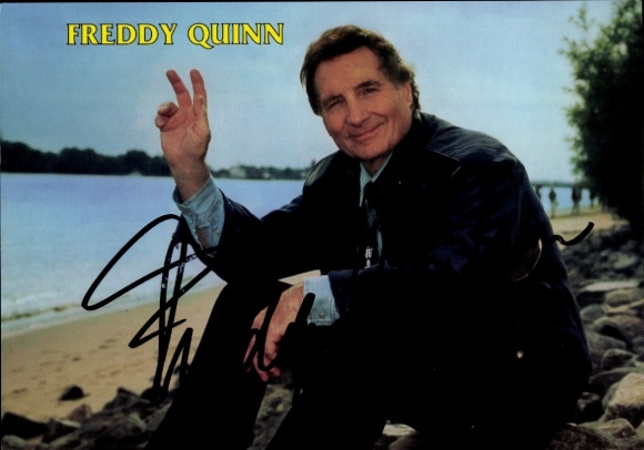 Postcard singer and actor Freddy Quinn, portrait, autograph