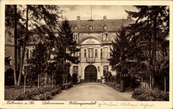 Ak Vallendar am Rhein, Lehrerinnenbildungsanstalt, Marienburg