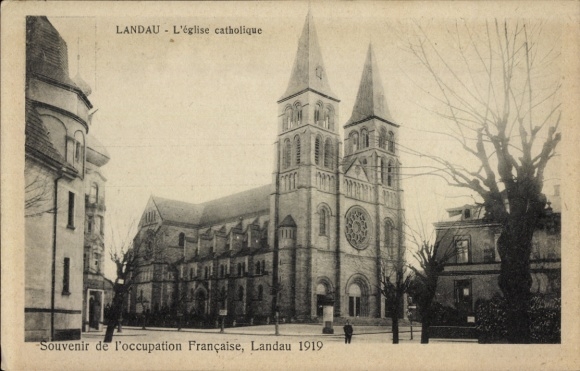 Postcard Landau in der Pfalz, Catholic Church, exterior view