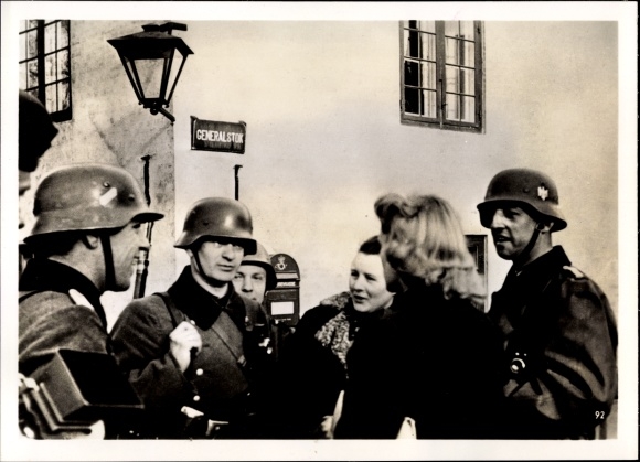 Photo København Copenhagen Denmark, arrival of German soldiers, Wehrmacht, April 1940, II WW