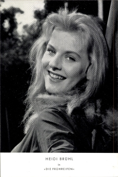 Foto Schauspielerin Heidi Brühl, Film Die Frühreifen