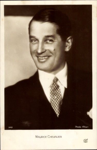 Postcard Actor Maurice Chevalier, portrait