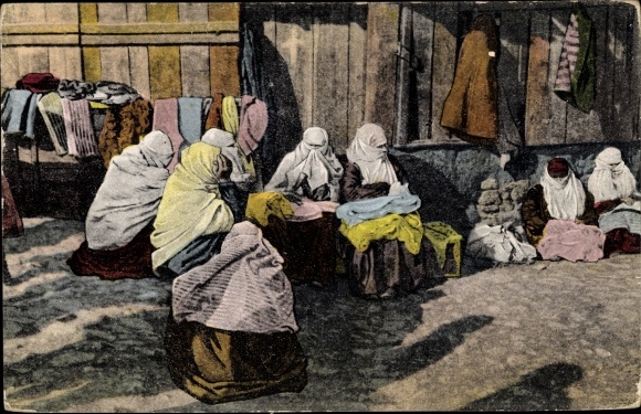 Postcard Thessaloniki Griechenland, Muslim Women at the Market