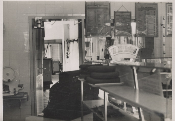 Original Foto Berlin Pankow(?), Streustraße(?), Fleischerei Klinke, Innenansicht, um 1946