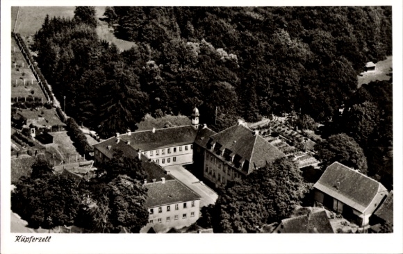 Postcard Kupferzell in Württemberg, aerial view of a monastery, green trees, architecture
