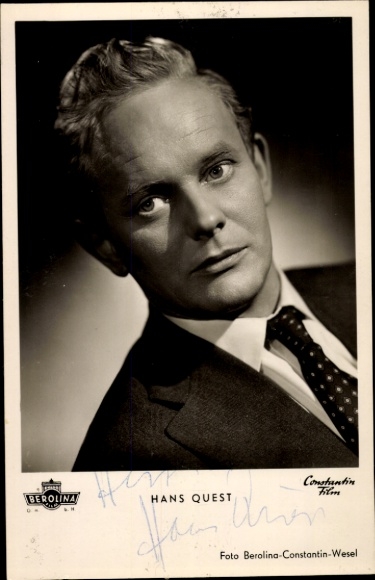 Postcard actor Hans Quest in the film The Holy Lie, Berolina, Constantin Film