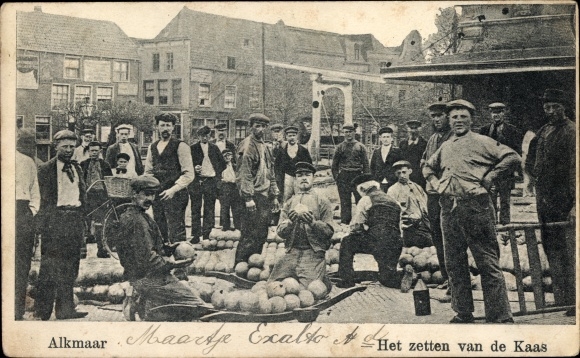 Postcard Alkmaar Nordholland Niederlande, Putting the Cheese