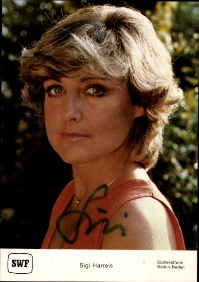 Postcard journalist and presenter Sigi Harreis, portrait, SWF, autograph