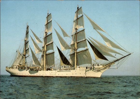Postcard Polish training ship Dar Pomorza, sailing ship