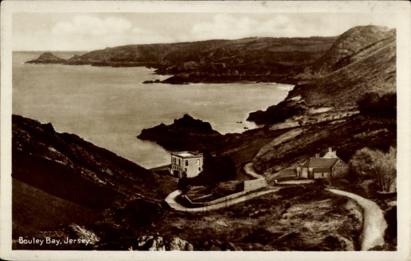 Ak Bouley Bay Kanalinsel Jersey,  Küstenlandschaft, Gebäude, Straße