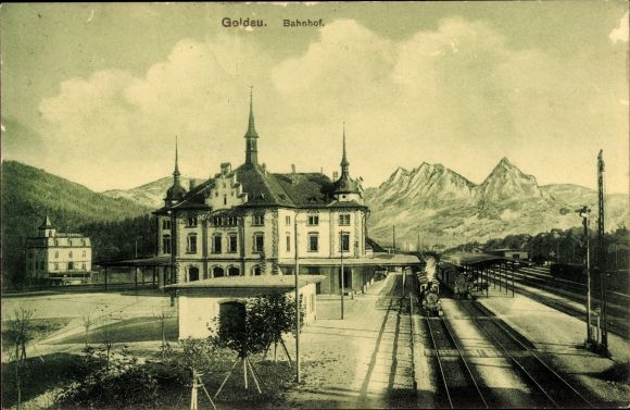 PC Goldau Arth Canton Schwyz, train station, track side