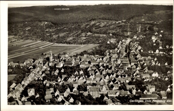 Postcard Gerlingen in Württemberg, aerial view of Solitude Castle in the background