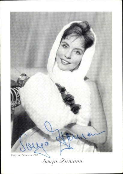 Postcard actress Sonja Ziemann, portrait, autograph