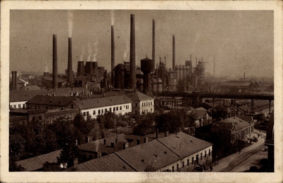 Ak Vítkovice Witkowitz Ostrava Ostrau Region Mährisch Schlesien, Industrieansicht, rauchende S...