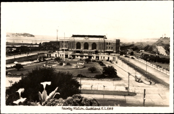 Postcard Auckland New Zealand, train station