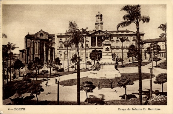 KP Porto Portugalia, Plac Infante D. Henrique, budynki, palmy