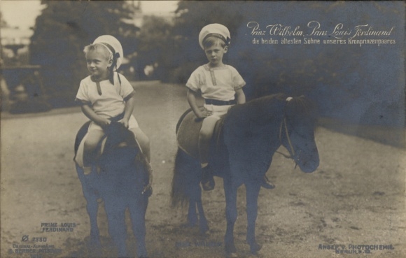 Postcard Prince Wilhelm of Prussia, Prince Louis Ferdinand, sons of the Crown Prince couple on ponies