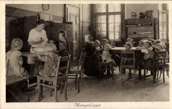 Ak Zschöppichen Mittweida in Sachsen, Schloss Neusorge, Elsa Brändströms Kinderheim, Morgensuppe