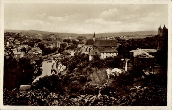 Ak Hadamar in Hessen, Blick auf  Häuser, Fluss, Kirche, Landschaft, Himmel
