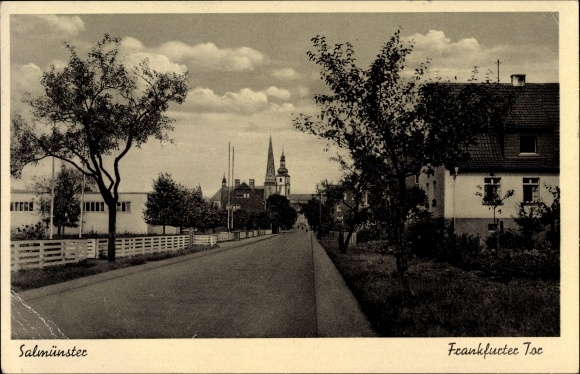 Ak Bad Soden Salmünster in het Kinzigtal Hessen, Frankfurter Tor, straatgedeelte, kerktorens