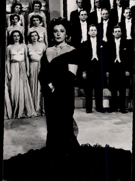 99 press photos Zarah Leander, portraits and film scenes