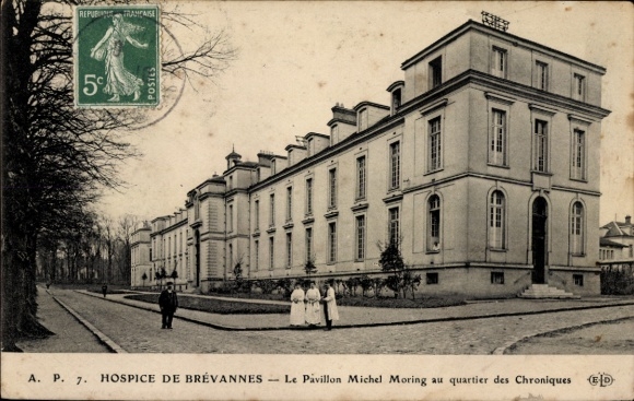 Ak Brevannes Val de Marne, Hospice de  Le Pavillon Michel Moring,  Architektur, zwei Personen