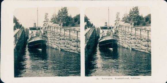 Stereo photo Norway, steamer in a lock