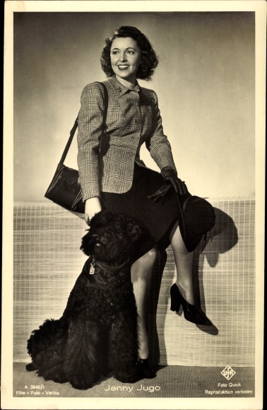 Postcard actress Jenny Jugo, dog