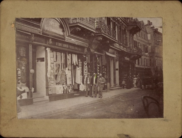 Photo Vienna?, street area with laundry shop, around 1900