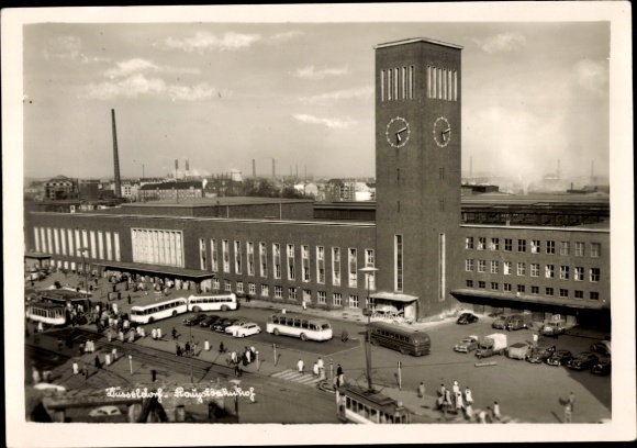 Ak Düsseldorf am Rhein, Hauptbahnhof, Straßenseite
