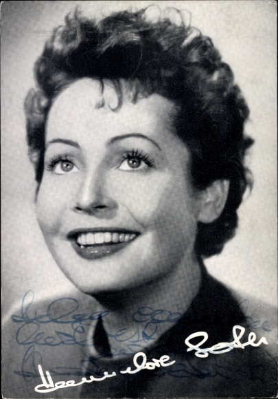Postcard actress Hannelore Schroth, portrait, autograph