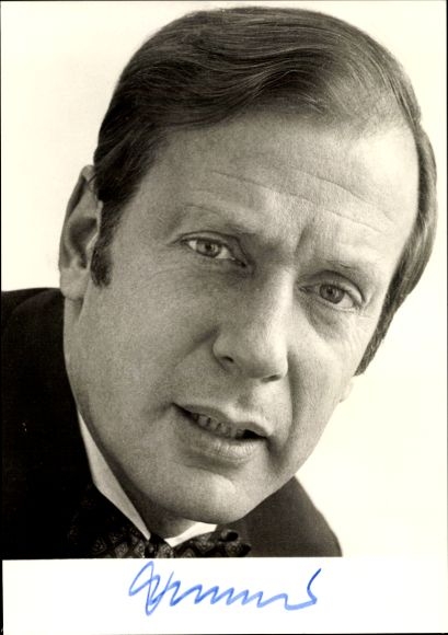Photo Dr. Klaus von Dohnanyi, Federal Minister, Member of Parliament, autograph