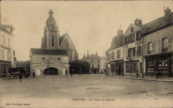 Ak Limours Essonne, Place du Marché