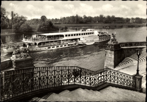 Postcard Dresden Pillnitz, MS Ernst Thälmann,