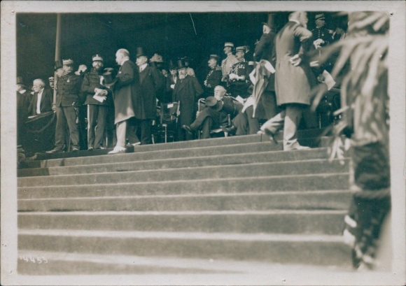 Photo of French President Fallières at the horse race in Caen, grandstand, July 1911