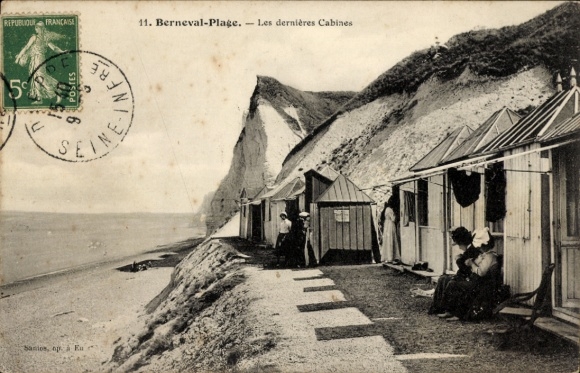 Postcard Berneval sur Mer Seine Maritime, Plage, Dernieres Cabines