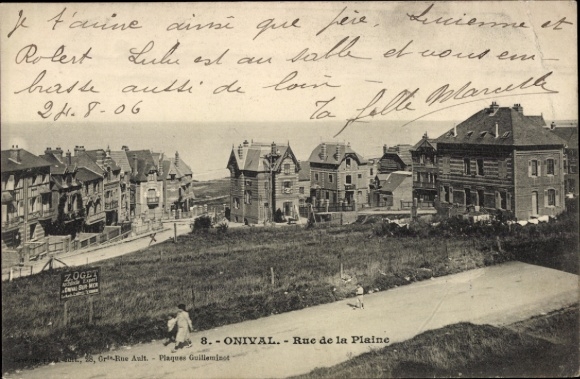 Ak Onival Ault Somme,  mit Häusern, Straße, Zoge, Beschriftung Rue de la Plaine