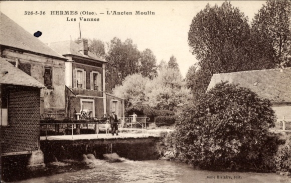 Ak Beaumont sur Oise Val d'Oise, L'Ancien Moulin, Wasser, Gebäude, Natur, Schwarz-Weiß Bild