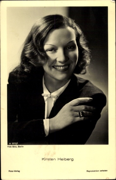 Postcard actress Kirsten Heiberg, portrait, Ross 3373/1