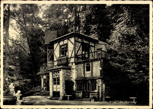 Postcard Hann. Münden in Lower Saxony, Eberburg, half-timbered house, forest, sight