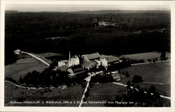 Ak Waldachtal im Schwarzwald, Luftaufnahme von Rothaus, Höhen-Luft- und Waldkurort, 1000 m über M
