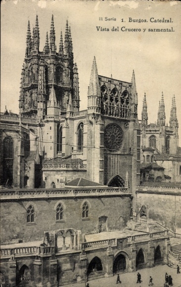 KP Burgos Castile and León, katedra gotycka, wieże, okna, widok szczegółowy