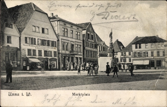 Ak Unna in Westfalen, Marktplatz, Kriegerdenkmal