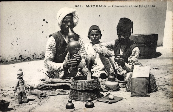Postcard Mombasa Kenia, Snake Charmers