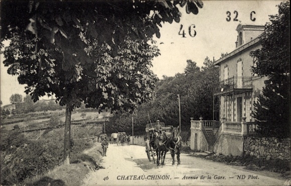 Ak Château Chinon Nievre, Avenue de la Gare, Kutsche